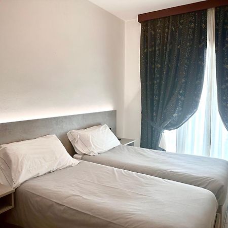Hotel Leonardo Brescia Esterno foto