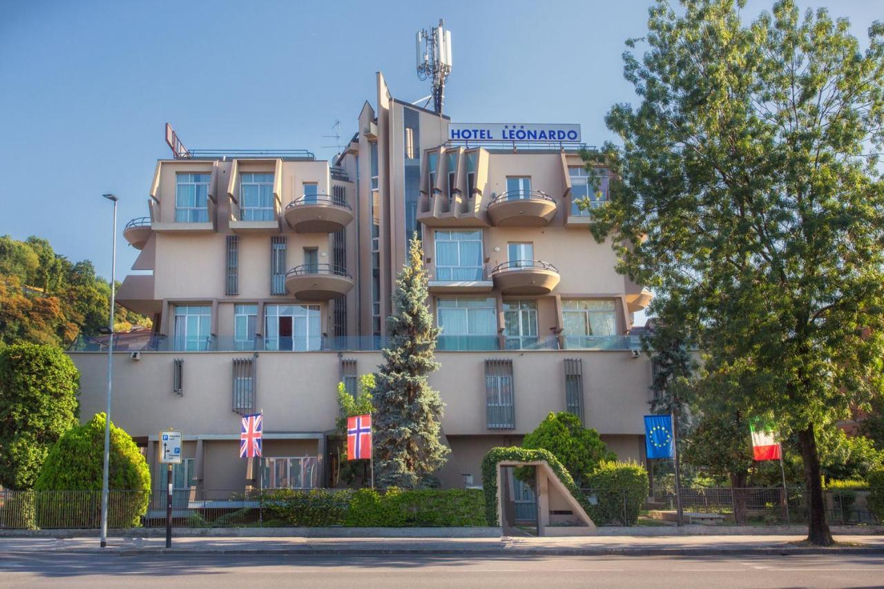 Hotel Leonardo Brescia Esterno foto